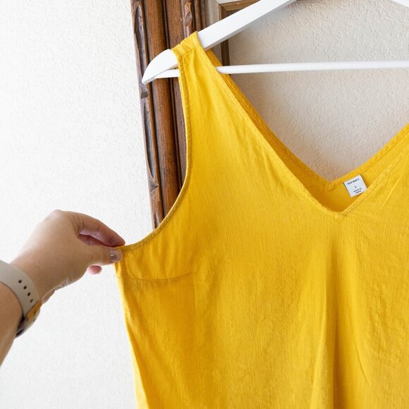 Old Navy Top Sz L Yellow Sleeveless VNeck Side Split Hem Flowy Breezy Boho - Picture 4 of 7
